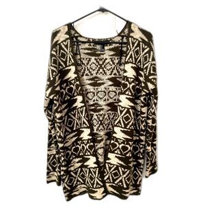 Forever 21 Fatigue Green and Cream Long Sleeve Cardigan Aztec Print Size Small
